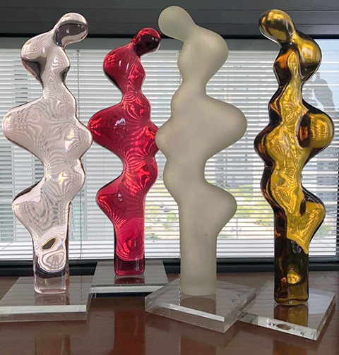 Resin sculptures | conceptual sculpture | אתי מור- פיסול וציור